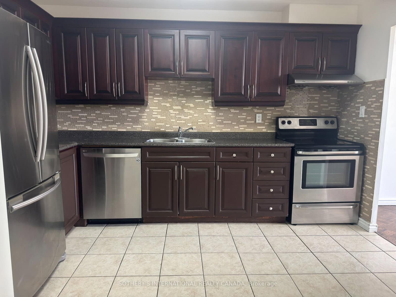 60 Pavane Link Way, Unit 706 thumbnail 4