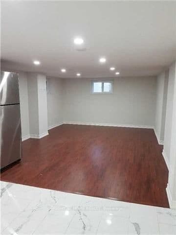 41 Cameron Avenue, Unit Basement thumbnail 5