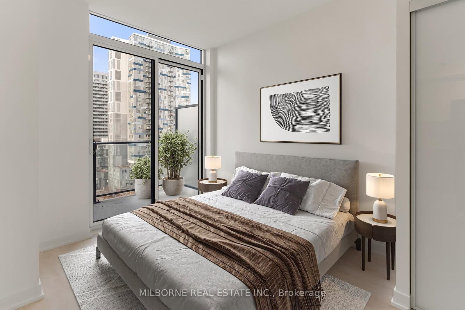 5 Defries Street, Unit 921 thumbnail 3