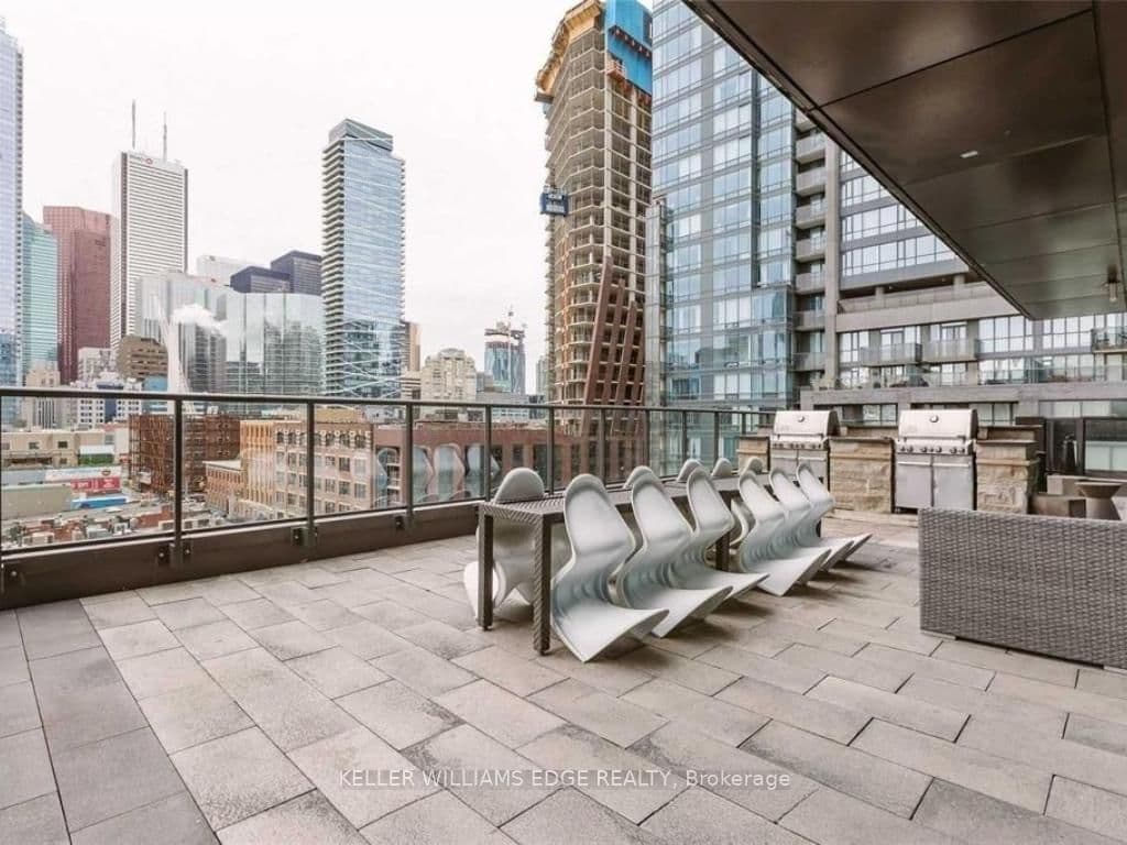 290 Adelaide Street W, Unit 2709 thumbnail 11
