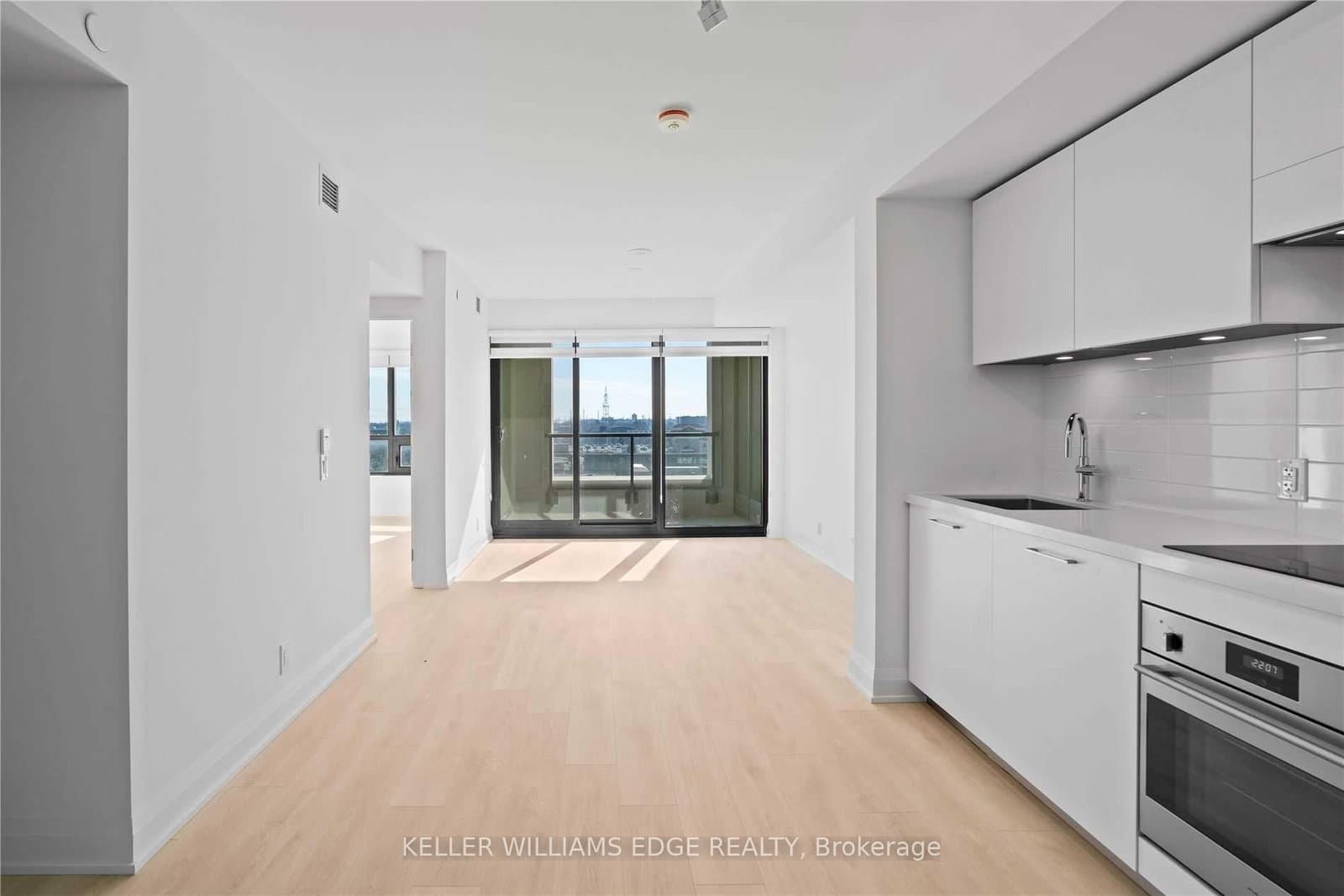 33 Frederick Todd Way, Unit 507 thumbnail 2
