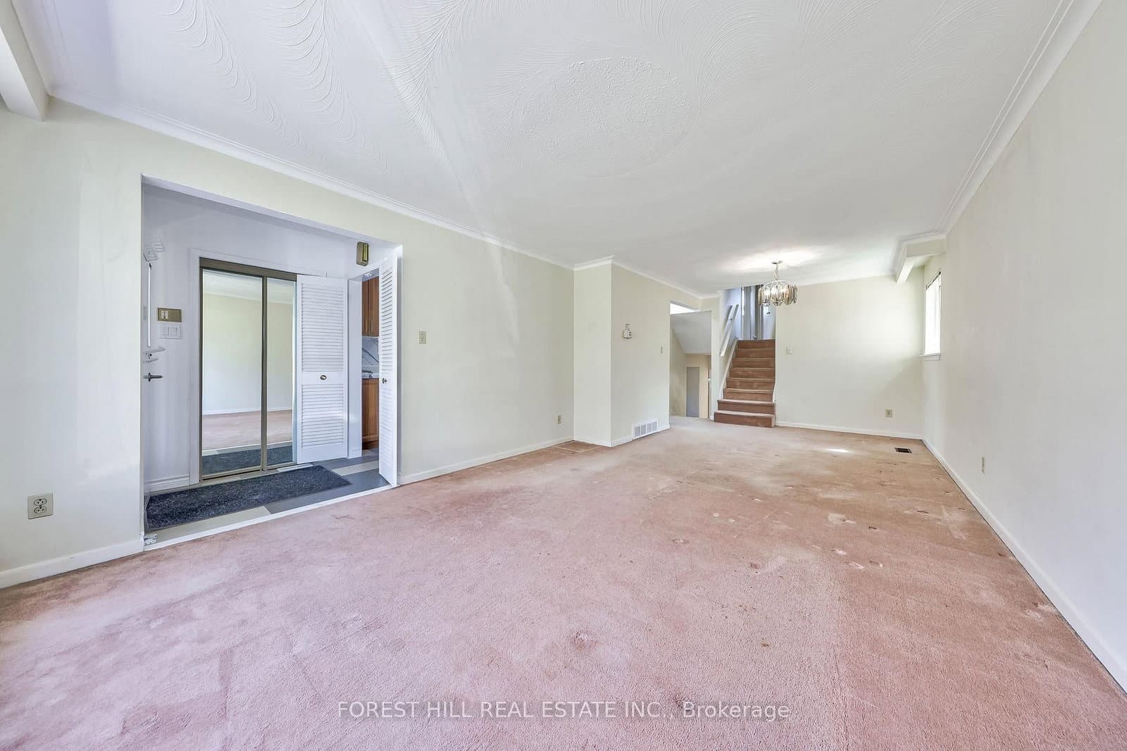 63 Hopperton Drive thumbnail 3