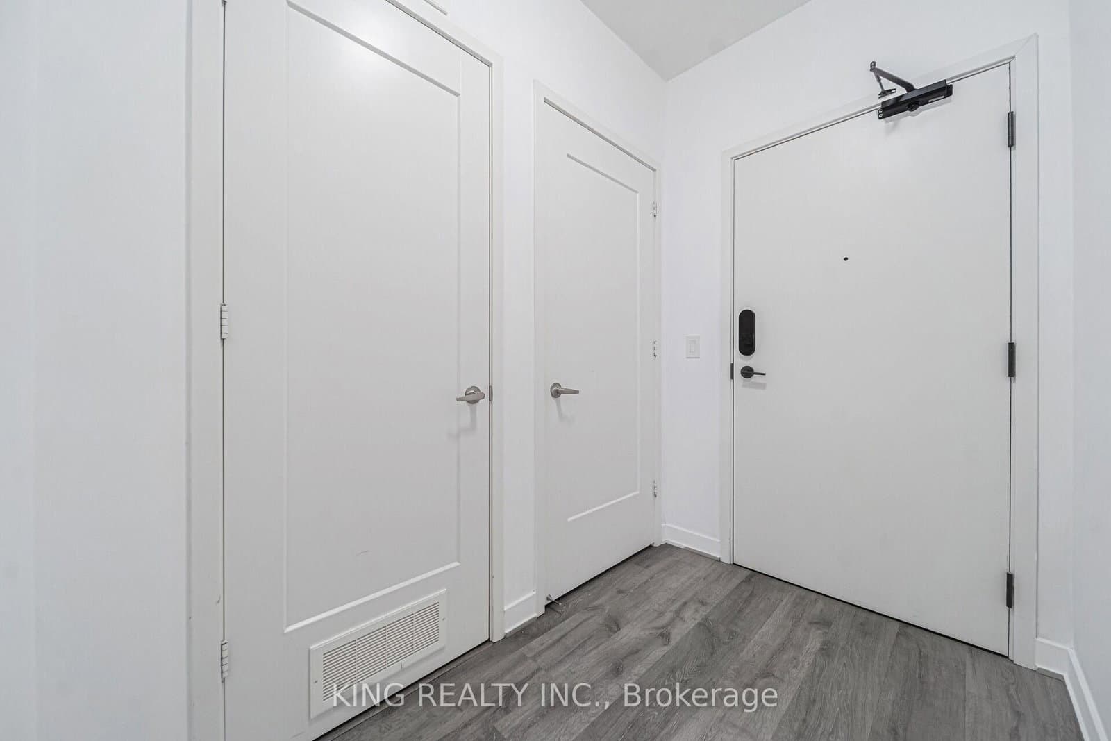 121 Lower Sherbourne Street S, Unit 233 thumbnail 16