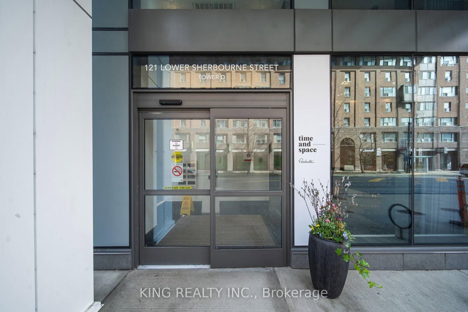 121 Lower Sherbourne Street S, Unit 233 thumbnail 4
