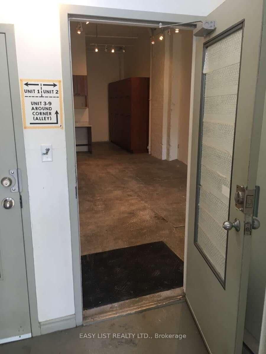 198 Walnut Avenue, Unit 2 thumbnail 4