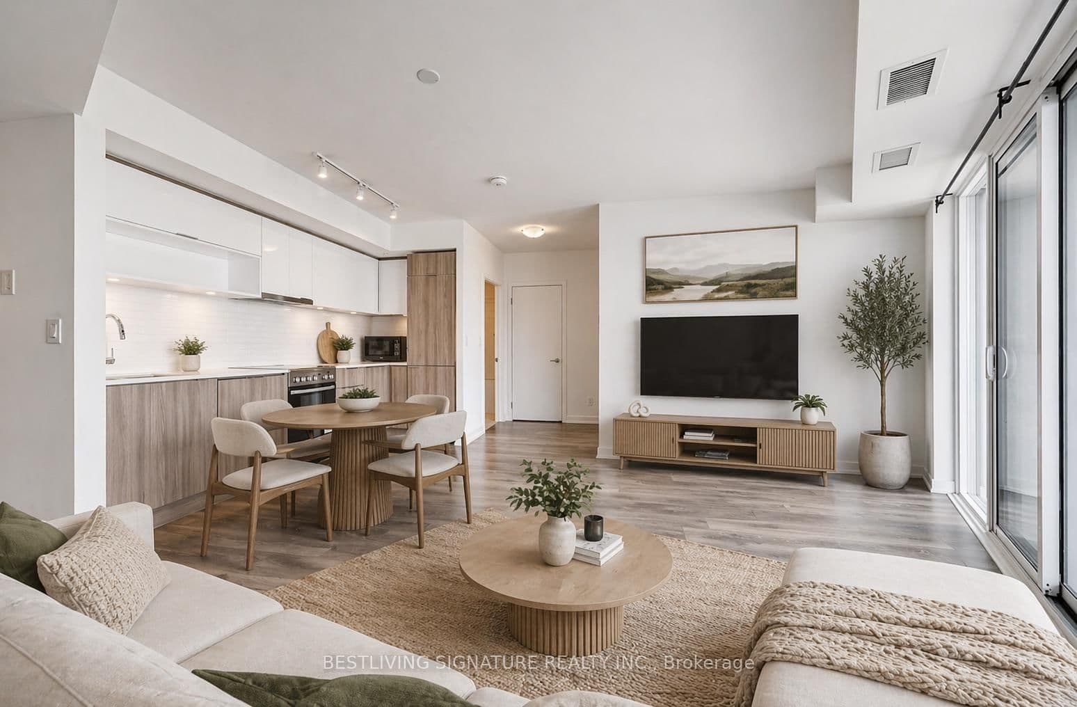 159 Wellesley Street E, Unit 3201 thumbnail 2
