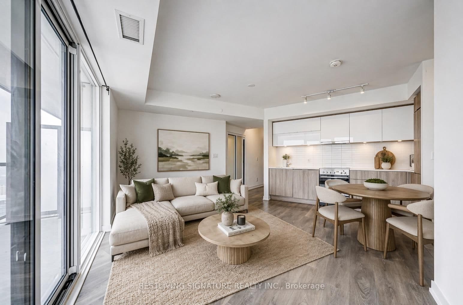 159 Wellesley Street E, Unit 3201 thumbnail 3