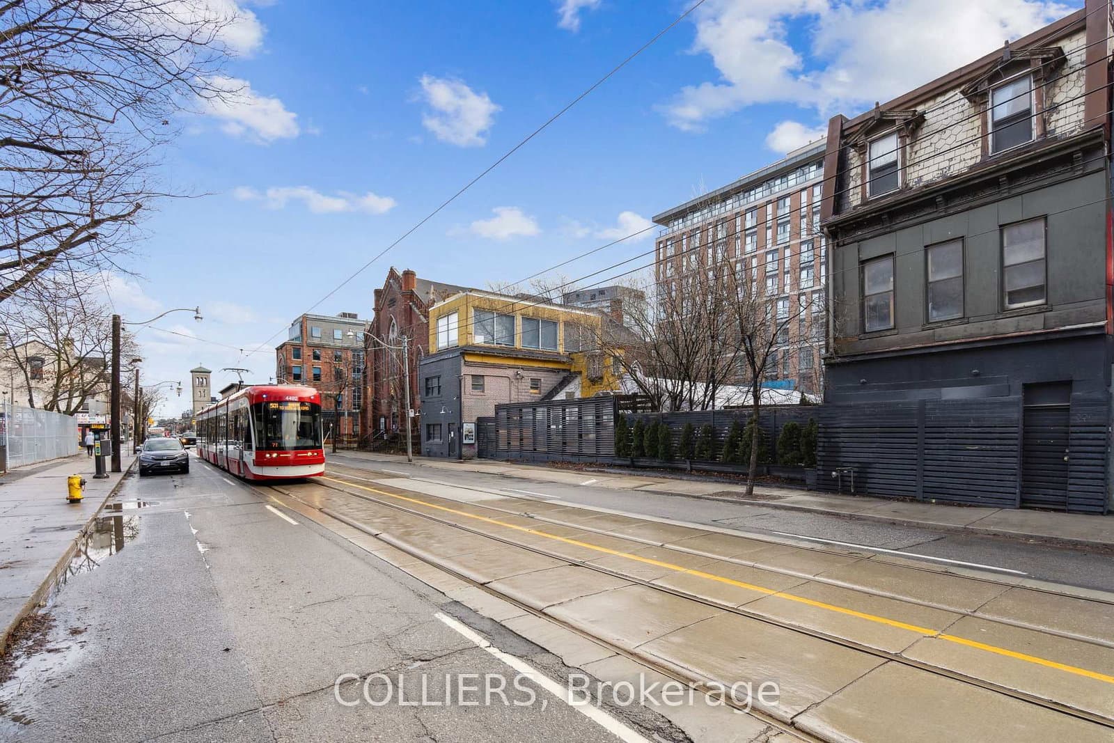 301-311 Queen Street E thumbnail 4
