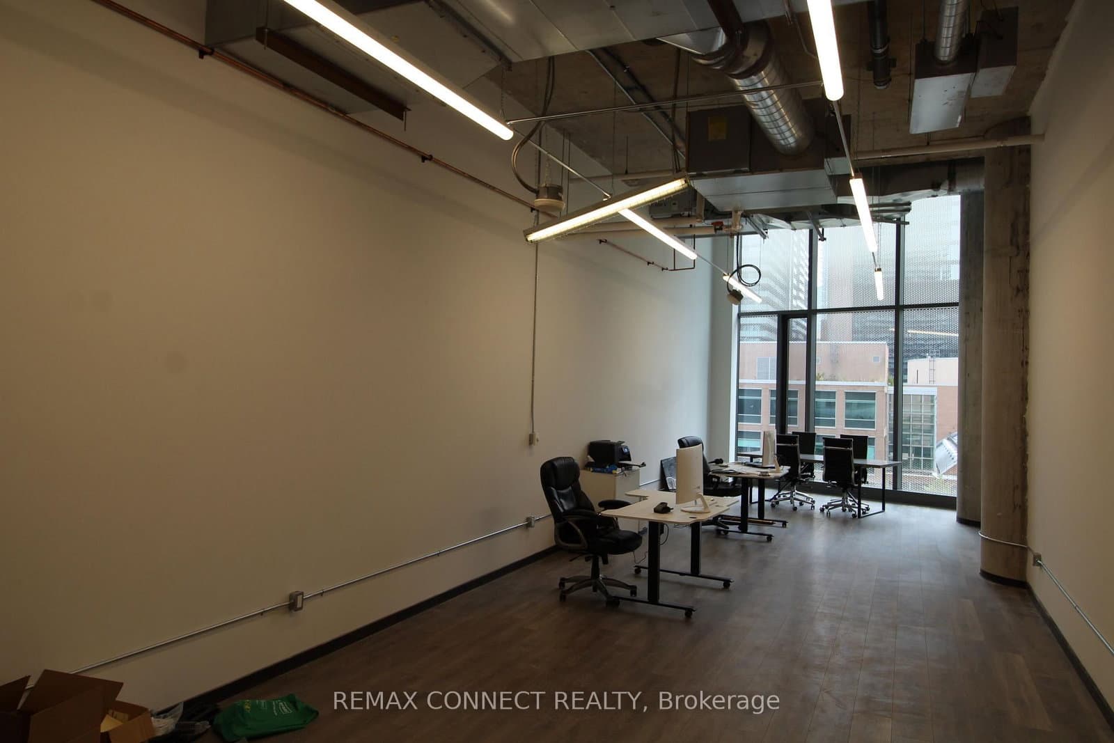 15 Wellesley Street W, Unit # 324 thumbnail 2