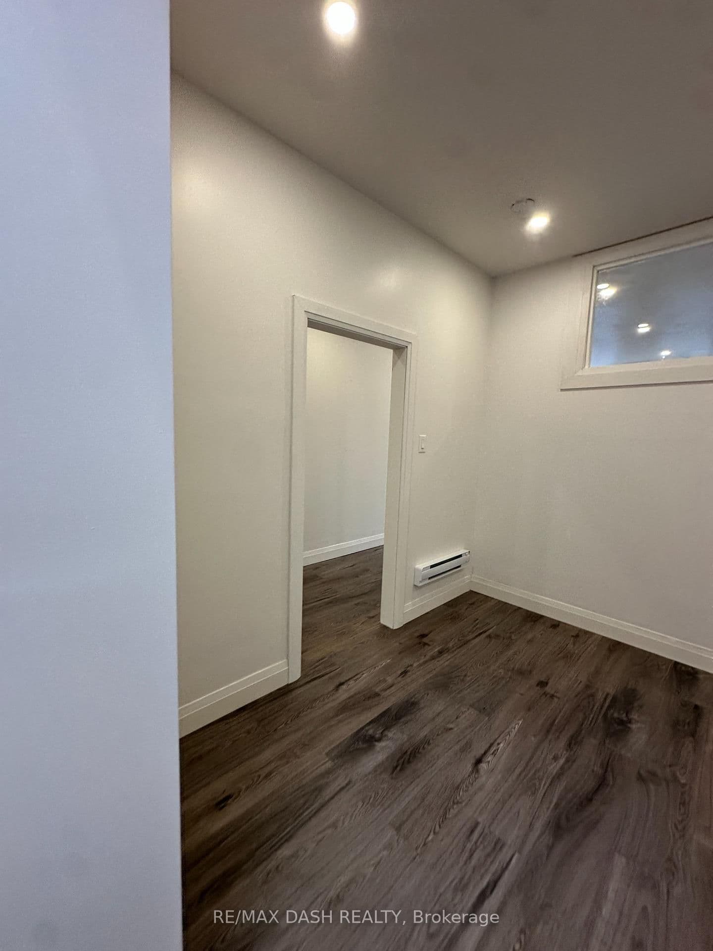 565 Yonge Street, Unit 4FL thumbnail 15