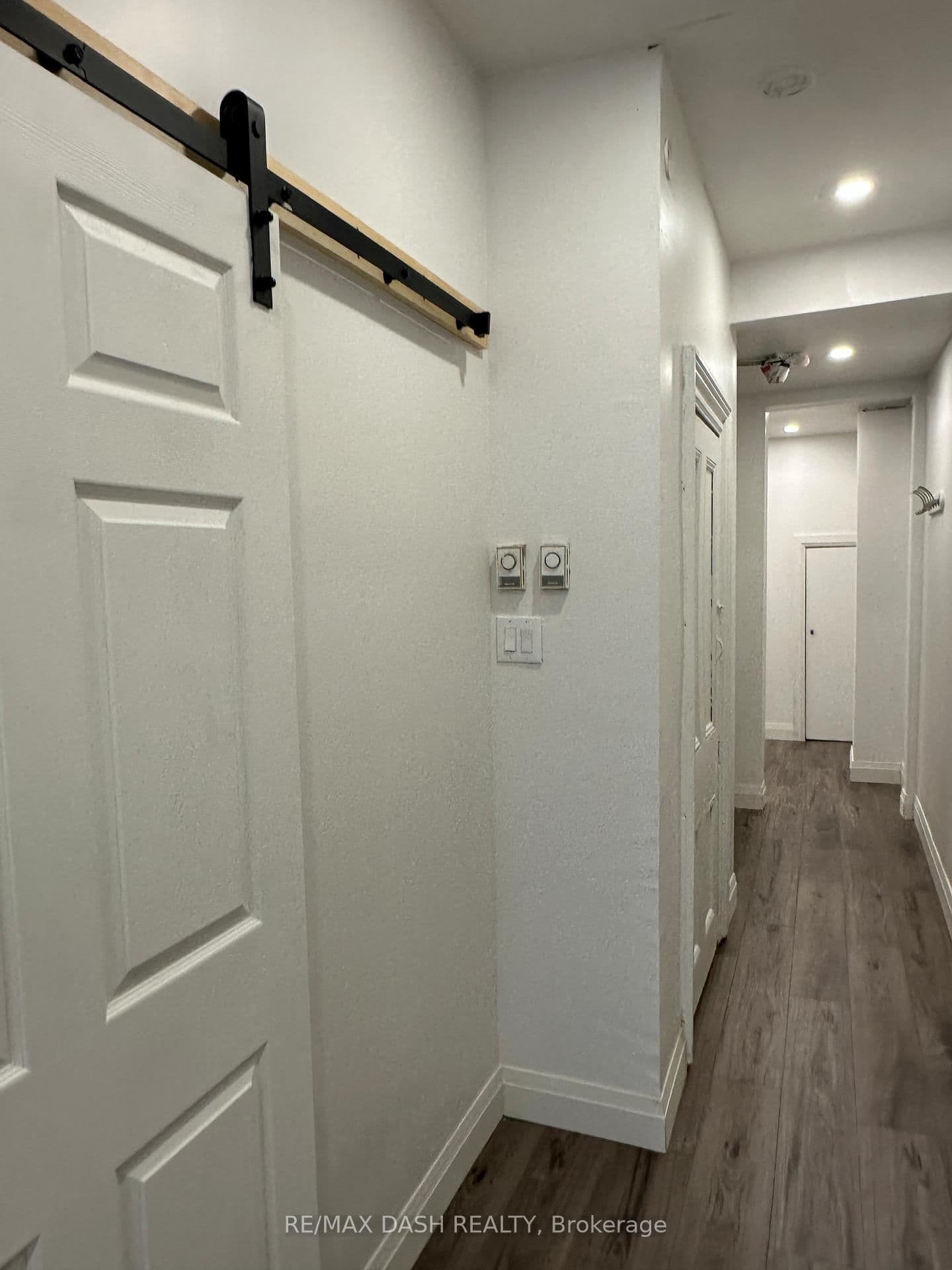 565 Yonge Street, Unit 4FL thumbnail 21