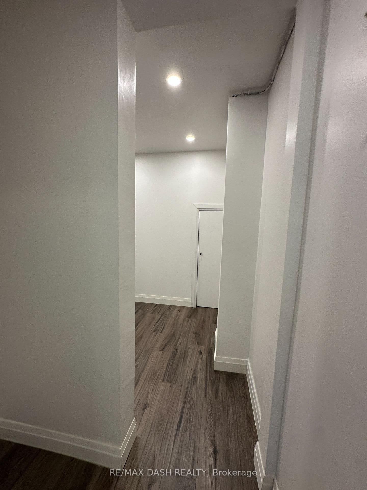 565 Yonge Street, Unit 4FL thumbnail 22