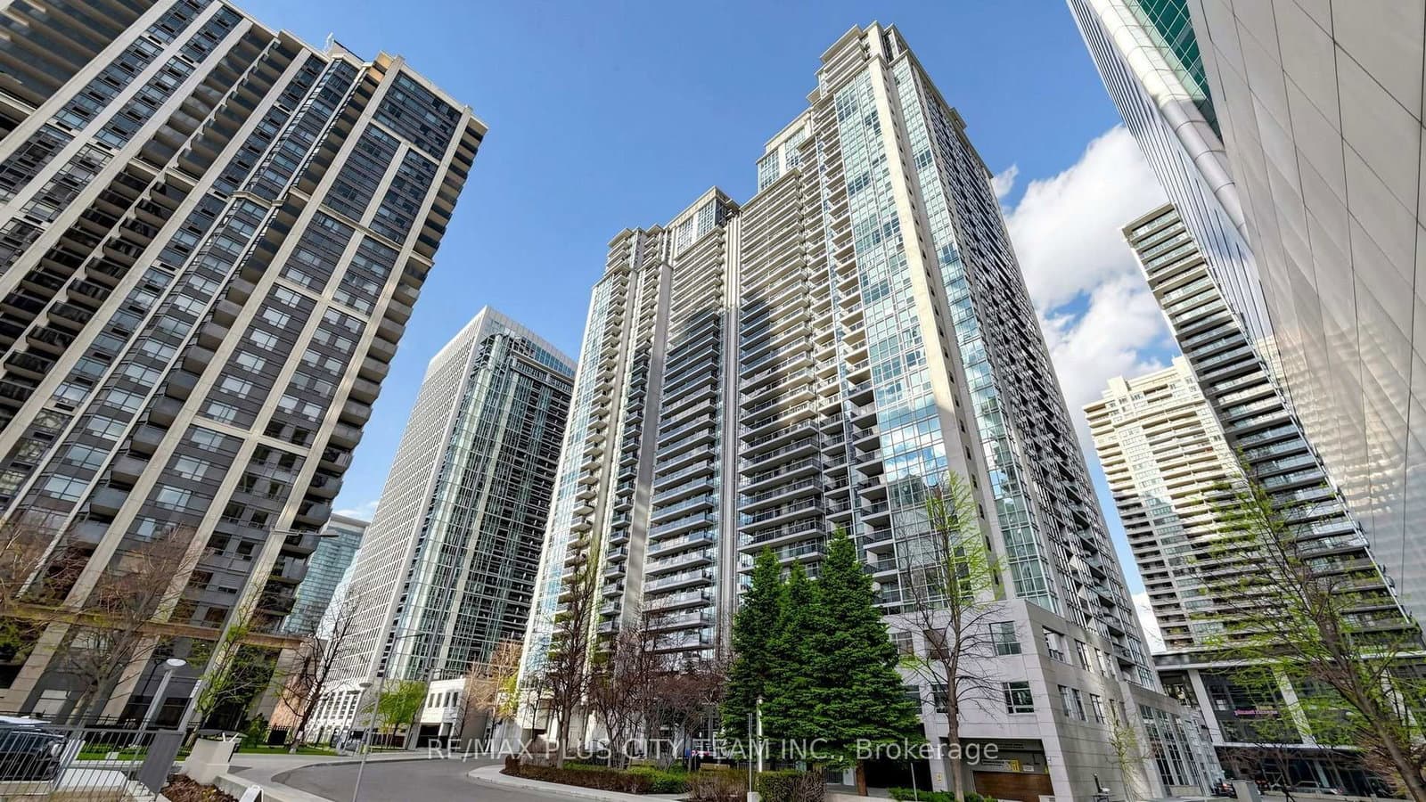 #2212 - 4978 Yonge Street