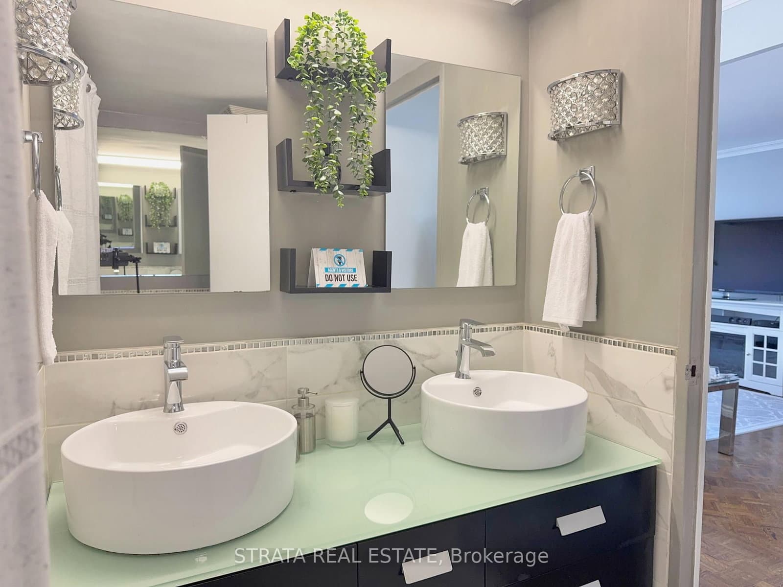 3555 Bathurst Street, Unit 203 thumbnail 10