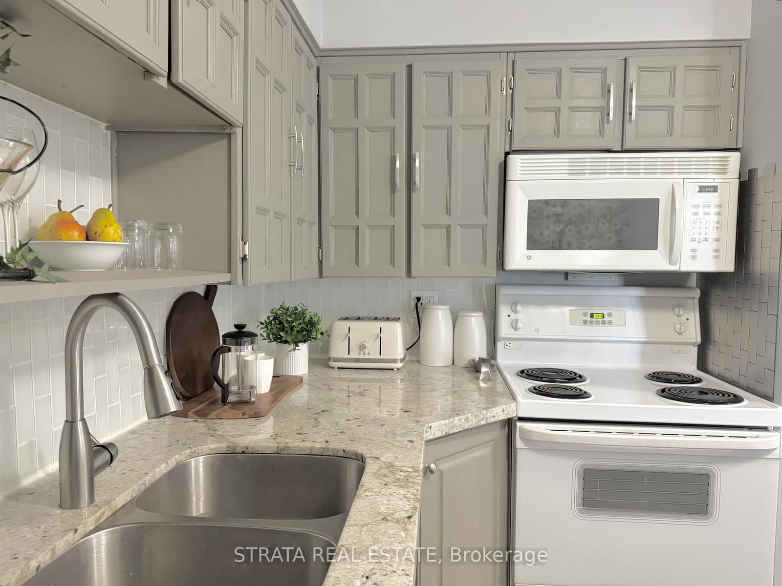 3555 Bathurst Street, Unit 203 thumbnail 14