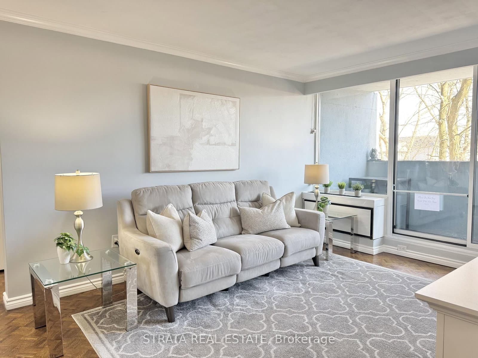 3555 Bathurst Street, Unit 203 thumbnail 2