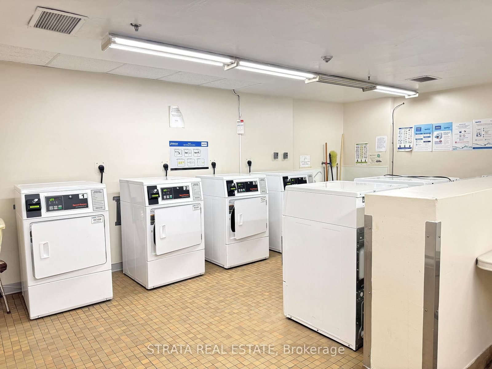 3555 Bathurst Street, Unit 203 thumbnail 26
