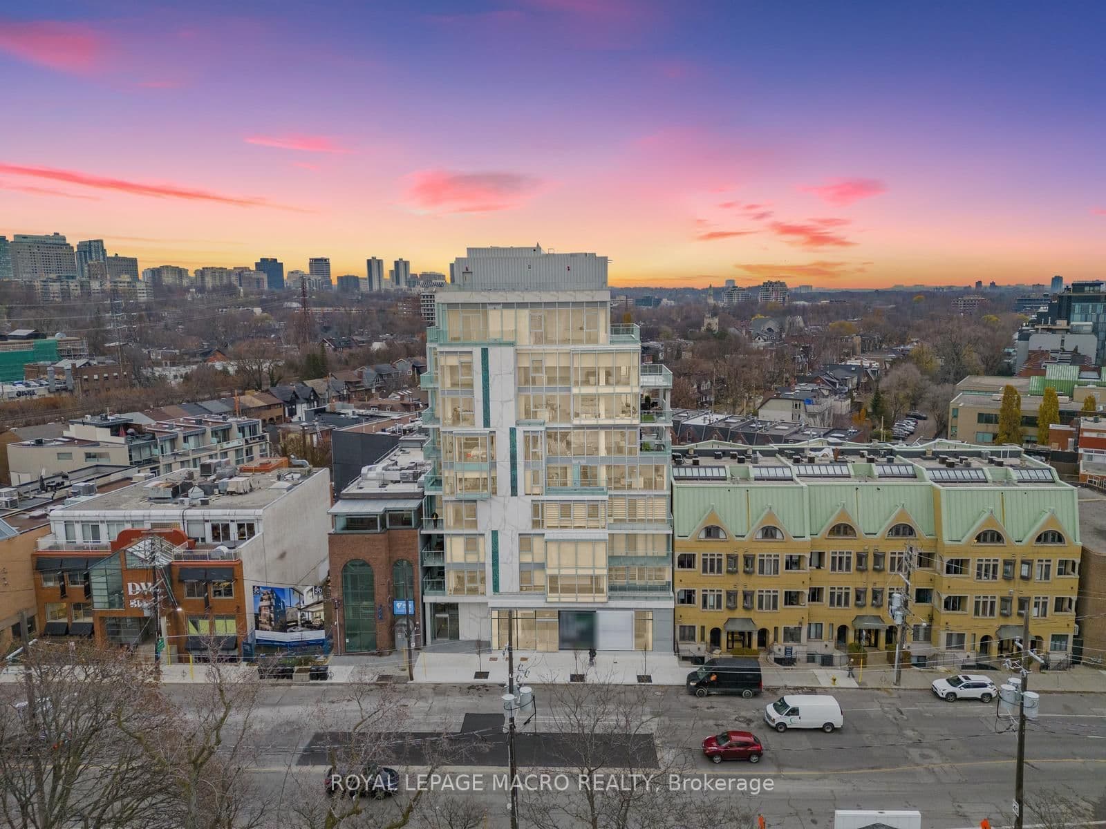 #403 - 346 Davenport Road