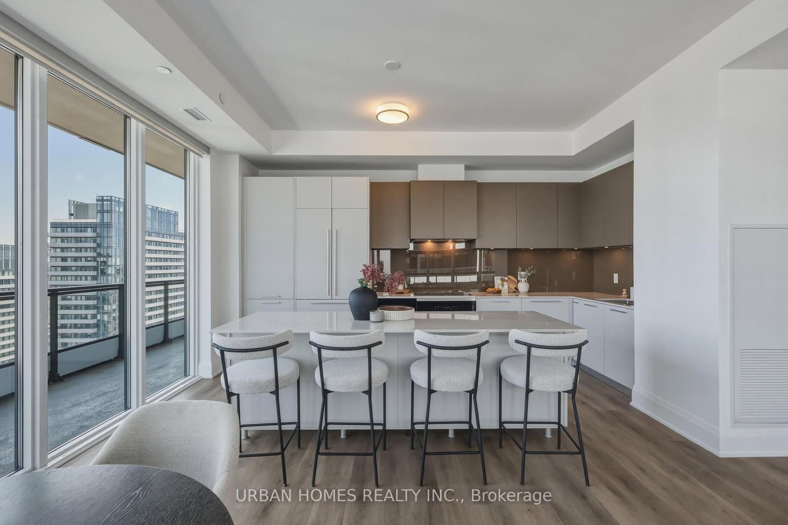 65 Broadway Avenue, Unit 3601 thumbnail 3