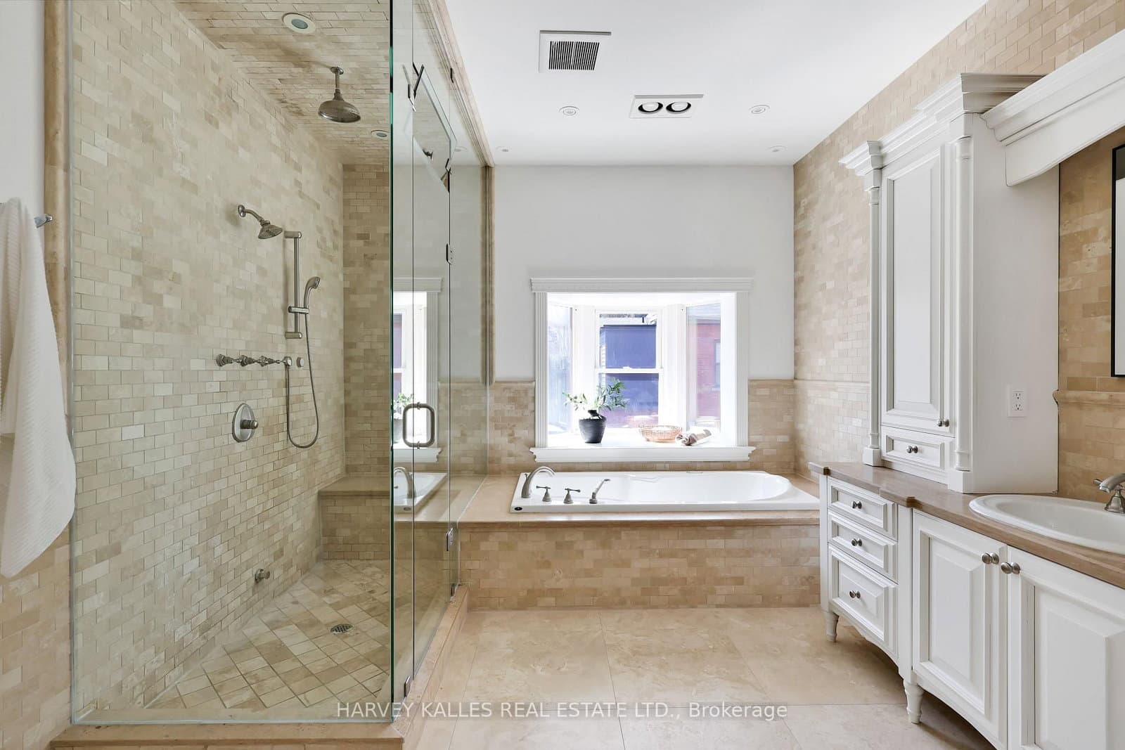 140 Bedford Road thumbnail 32