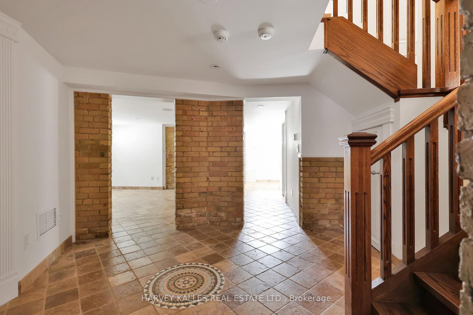 140 Bedford Road thumbnail 44