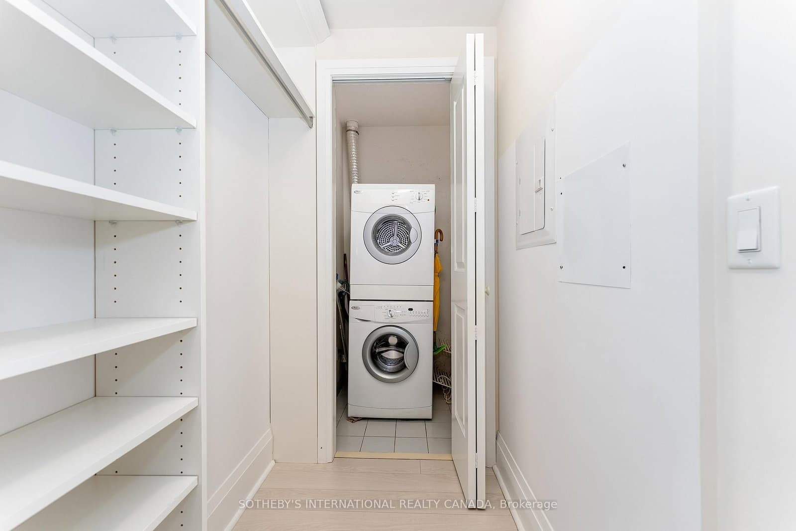 100 Harrison Garden Boulevard, Unit 824 thumbnail 19