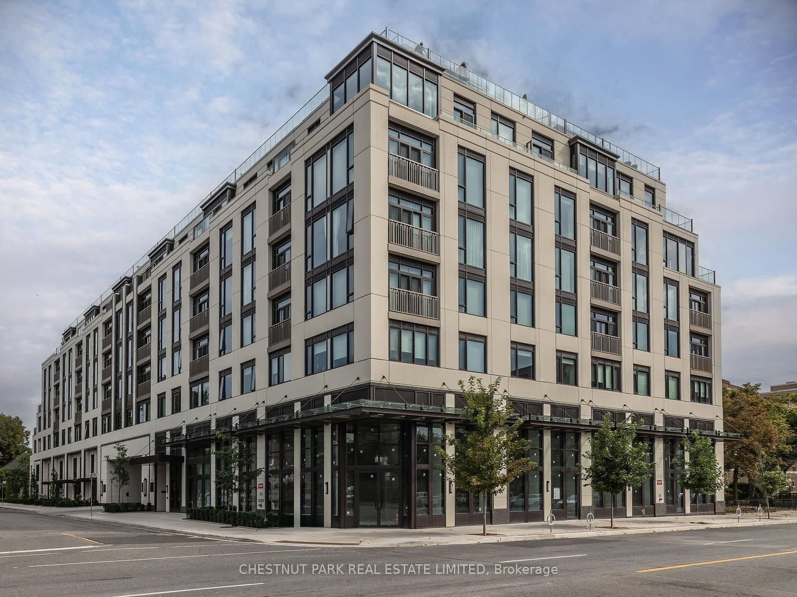 #408 - 1 Strathgowan Avenue