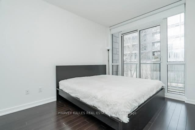 121 McMahon Drive, Unit TH12 thumbnail 19