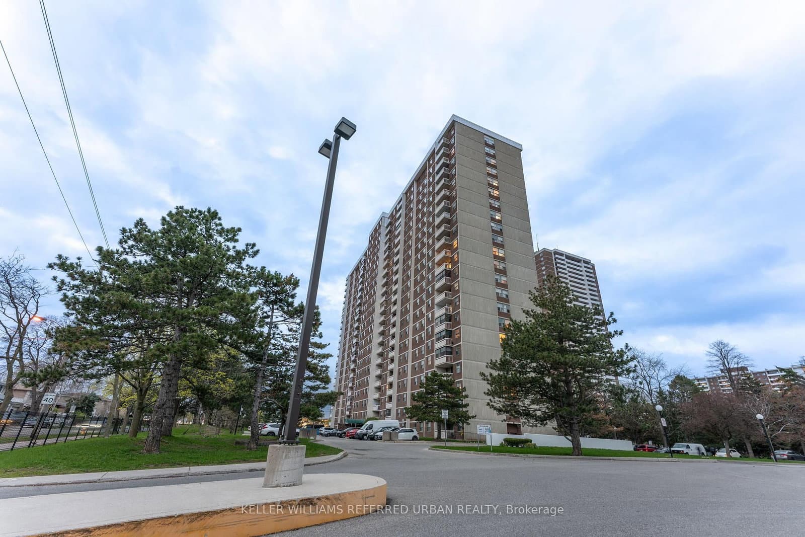 #1812 - 205 Hilda Avenue