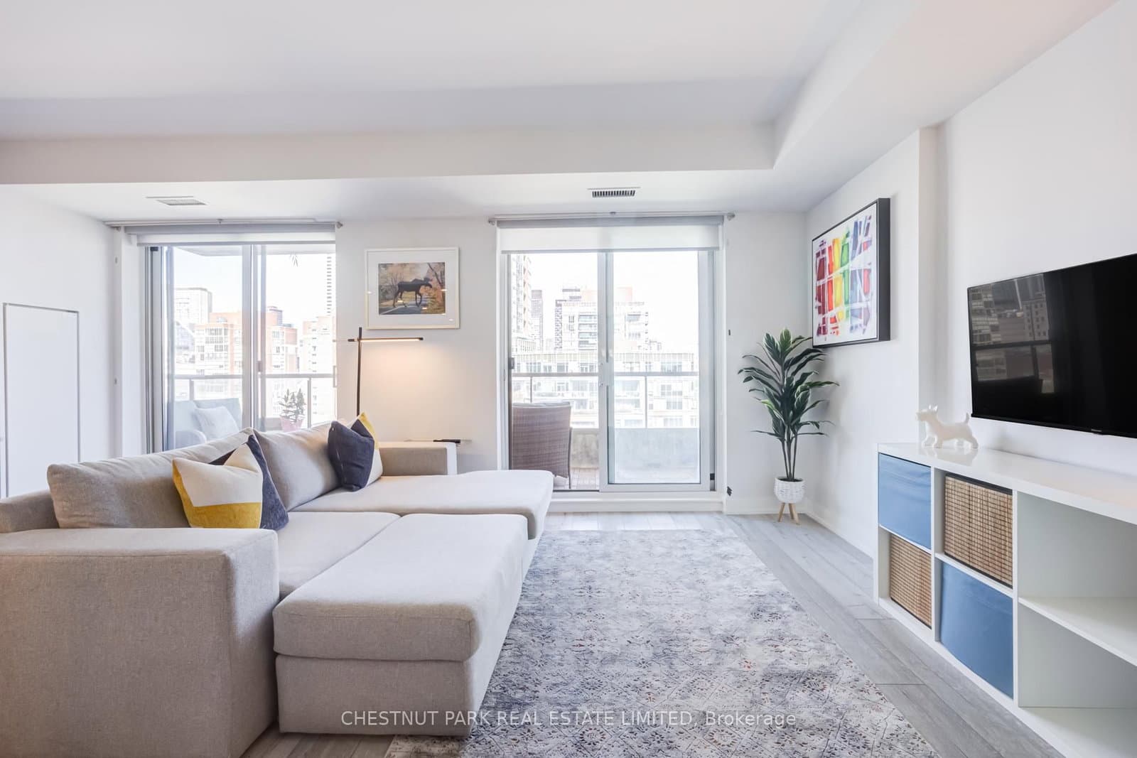 168 King Street E, Unit 914 thumbnail 7