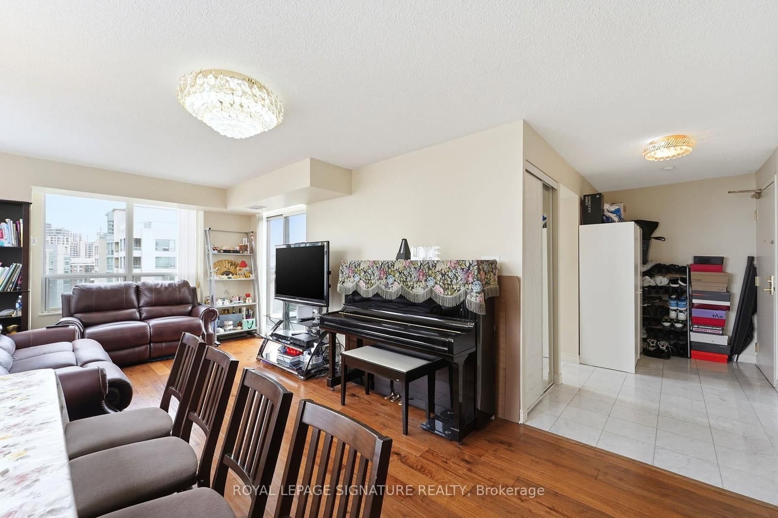 28 Empress Avenue, Unit 2302 thumbnail 6