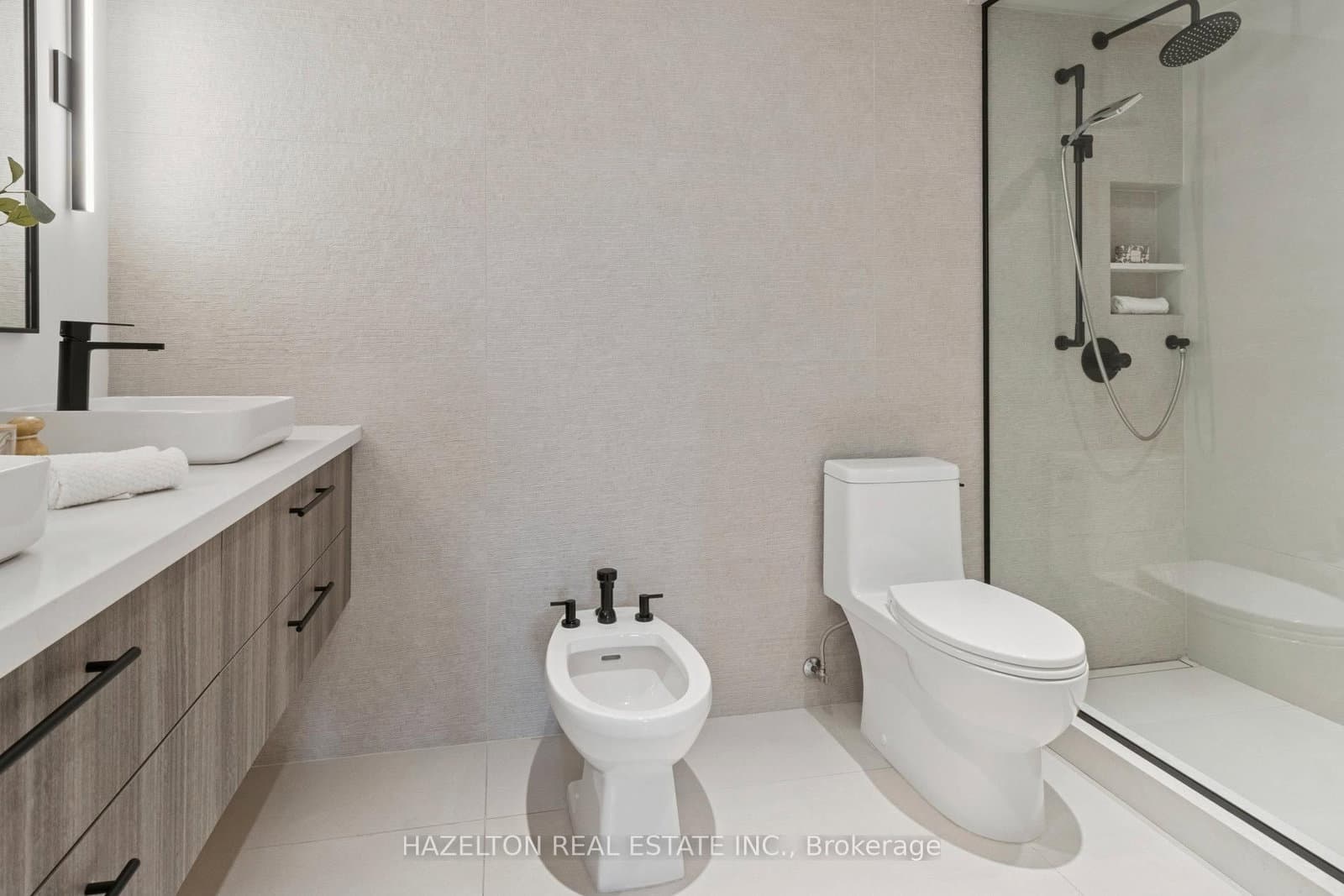 55A Avenue Road, Unit 405 thumbnail 21