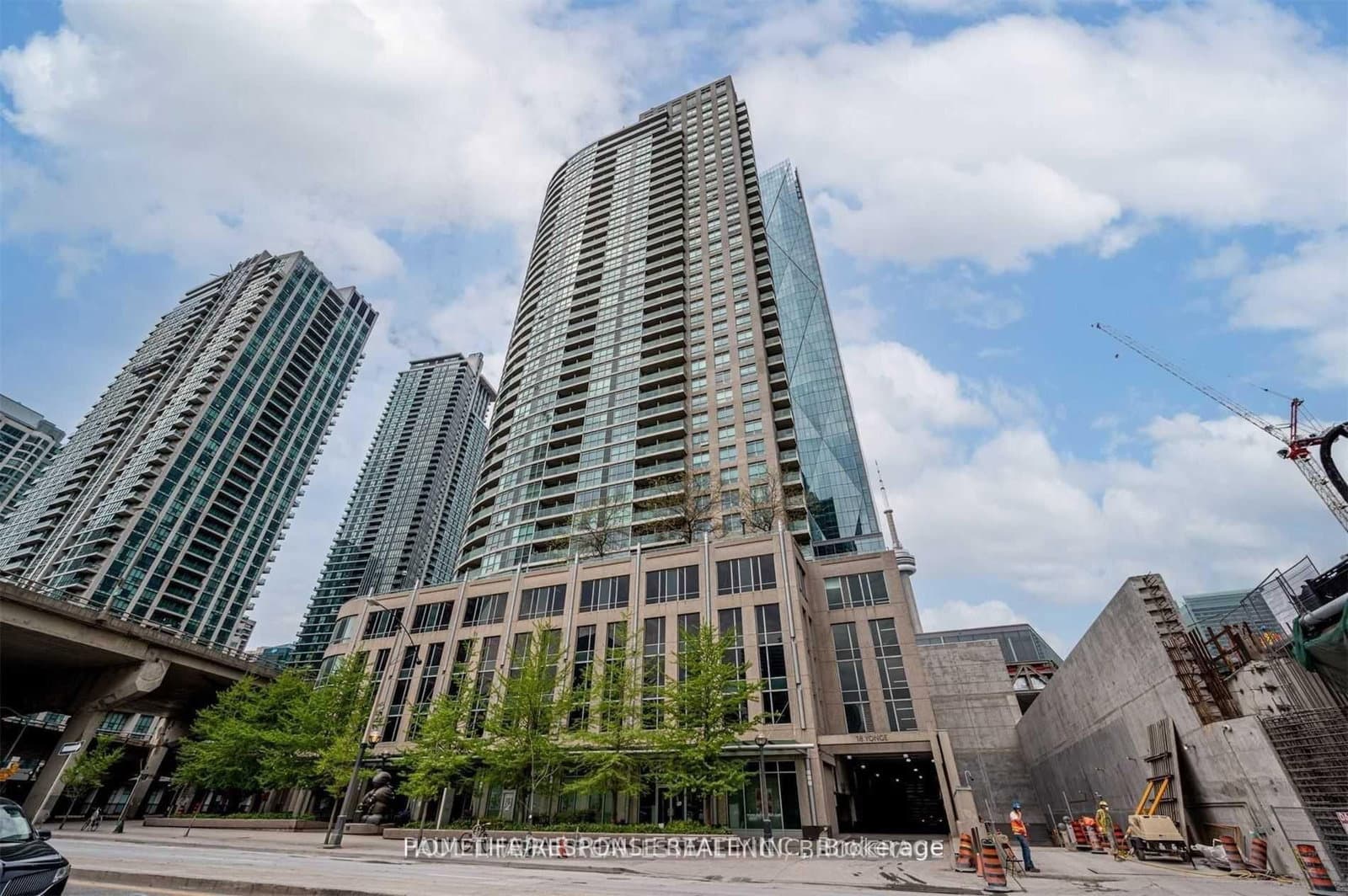 #1606 - 18 Yonge Street