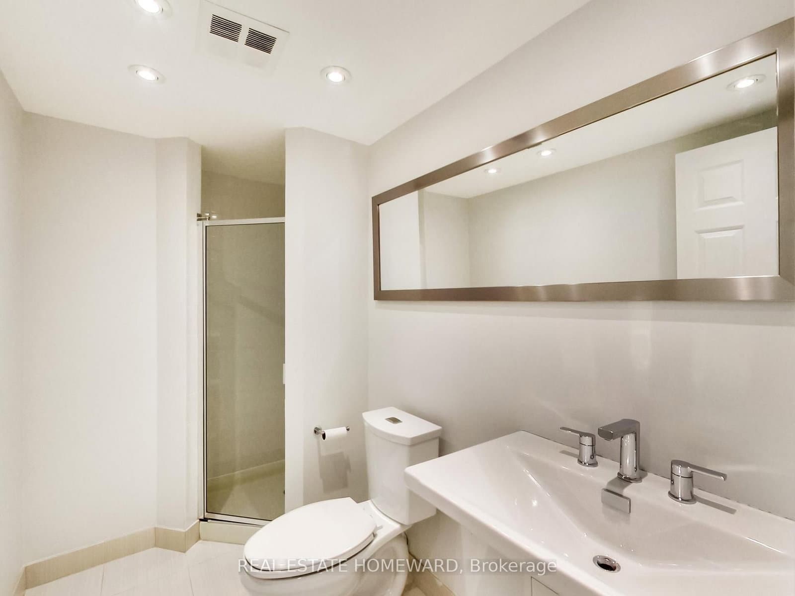 77 Harbour Square, Unit 1208 thumbnail 7