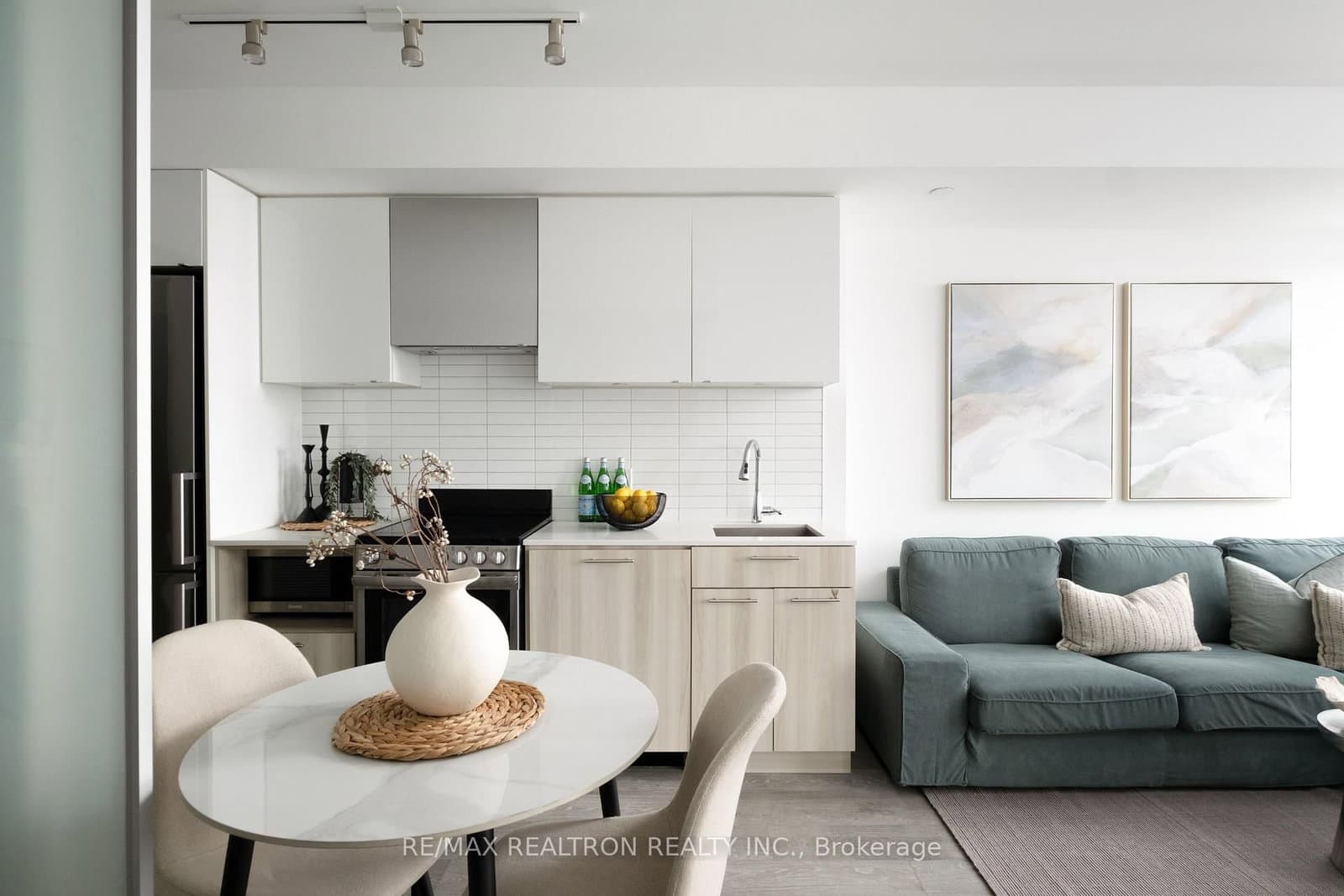 #3309 - 251 Jarvis Street
