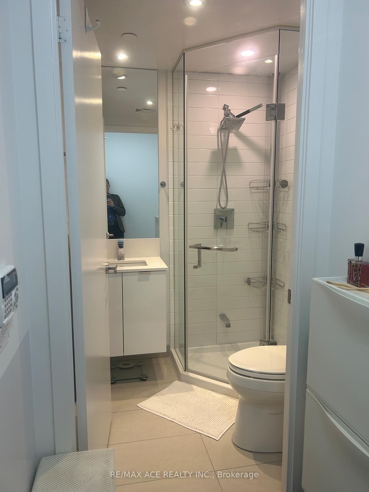 195 Redpath Avenue, Unit 2314 thumbnail 5