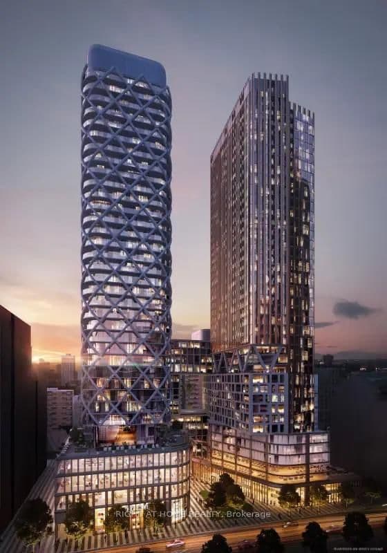 121 St. Patrick Street, Unit 1322
