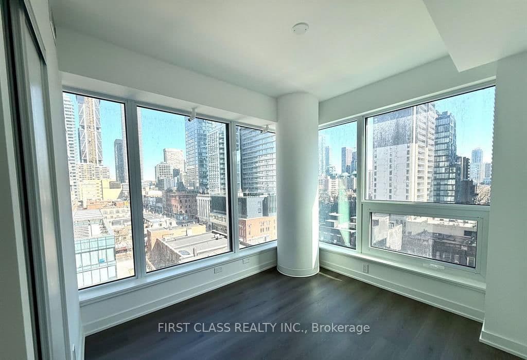 8 Wellesley Street W, Unit 905 thumbnail 14