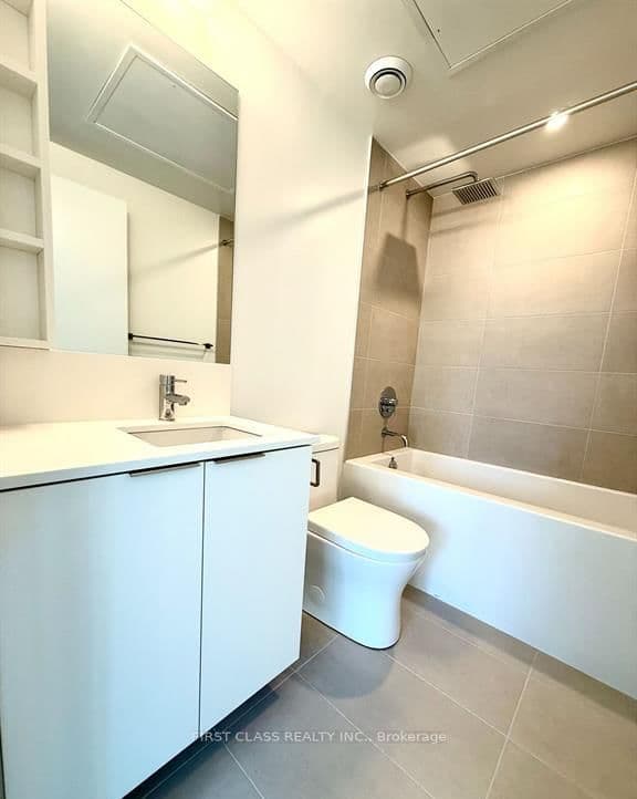 8 Wellesley Street W, Unit 905 thumbnail 17
