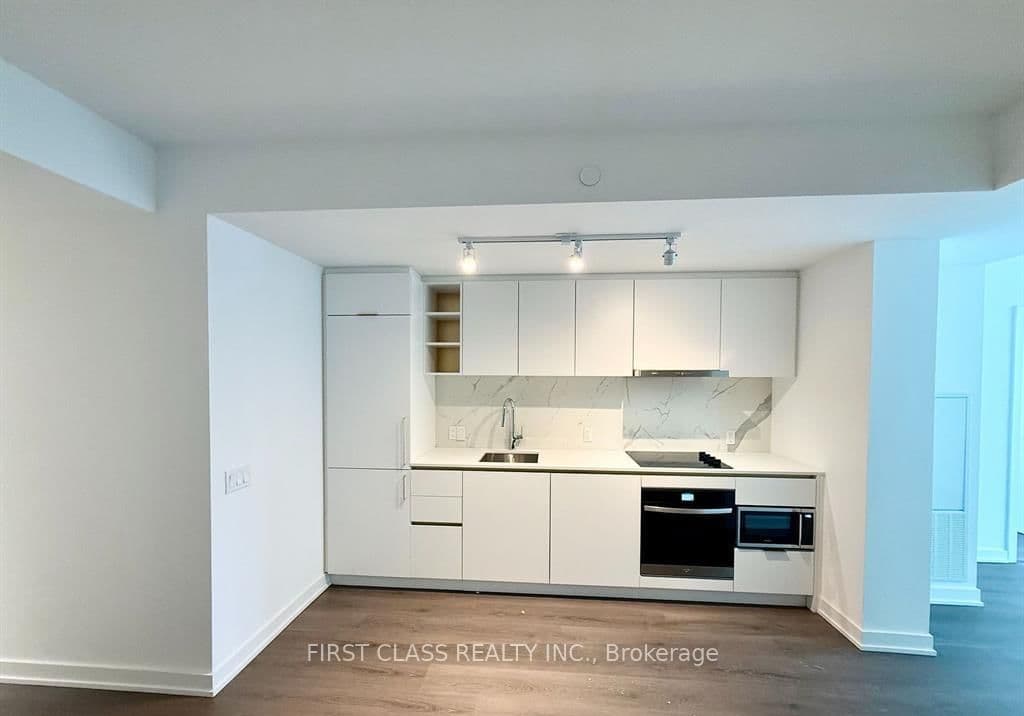 8 Wellesley Street W, Unit 905 thumbnail 7