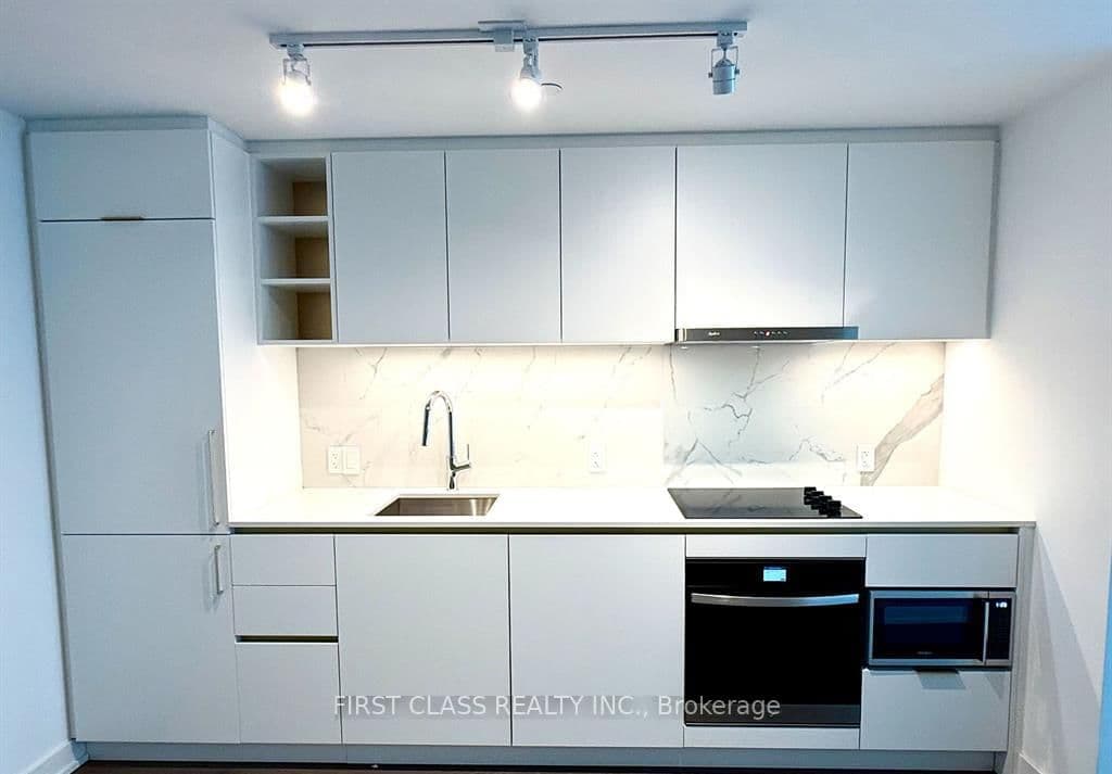 8 Wellesley Street W, Unit 905 thumbnail 8