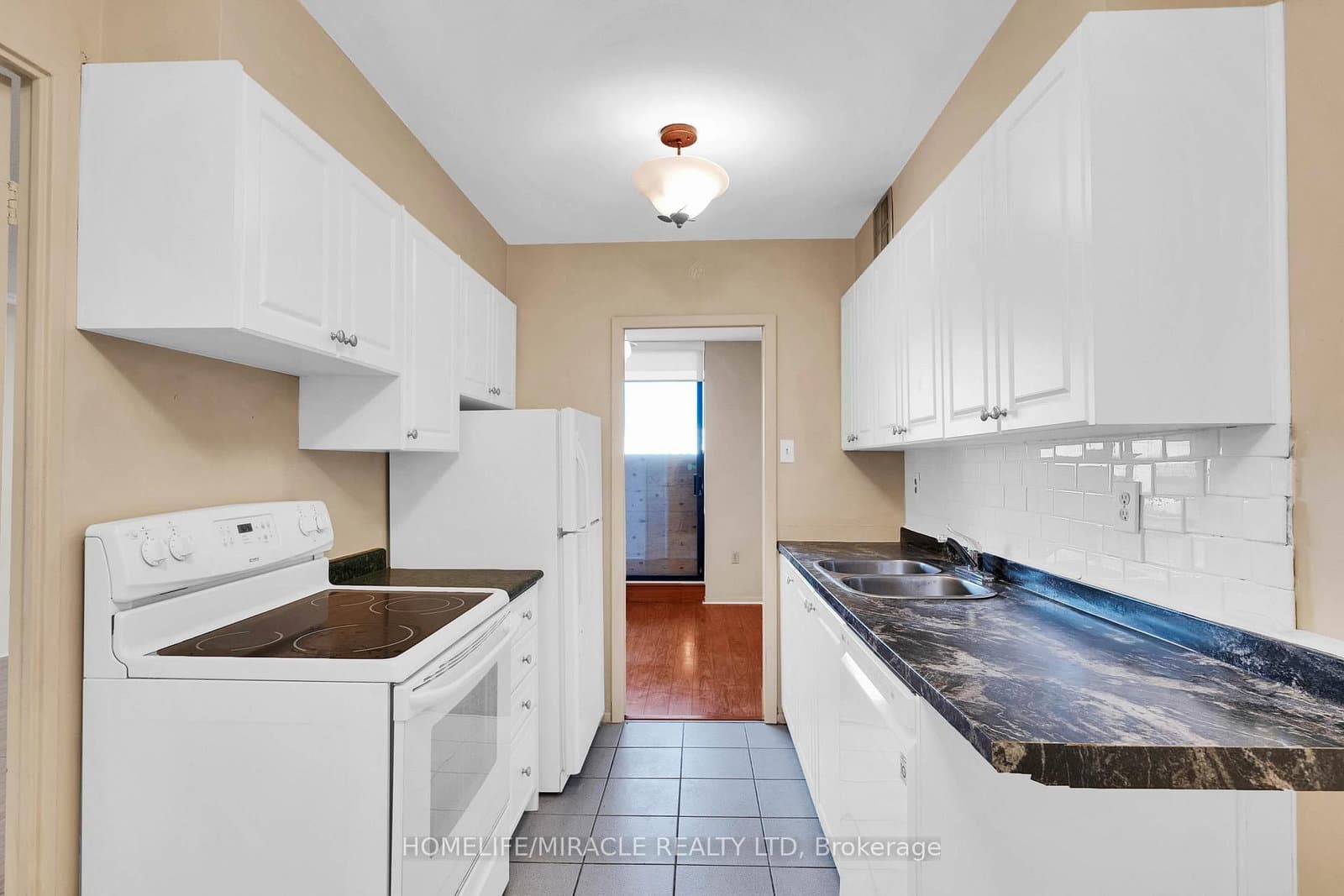 177 Linus Road, Unit 905 thumbnail 13