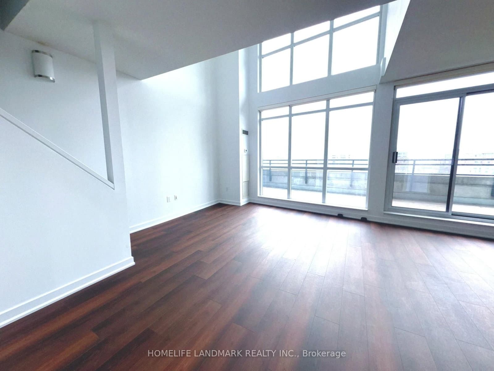 8 Telegram Mews, Unit 833 thumbnail 13