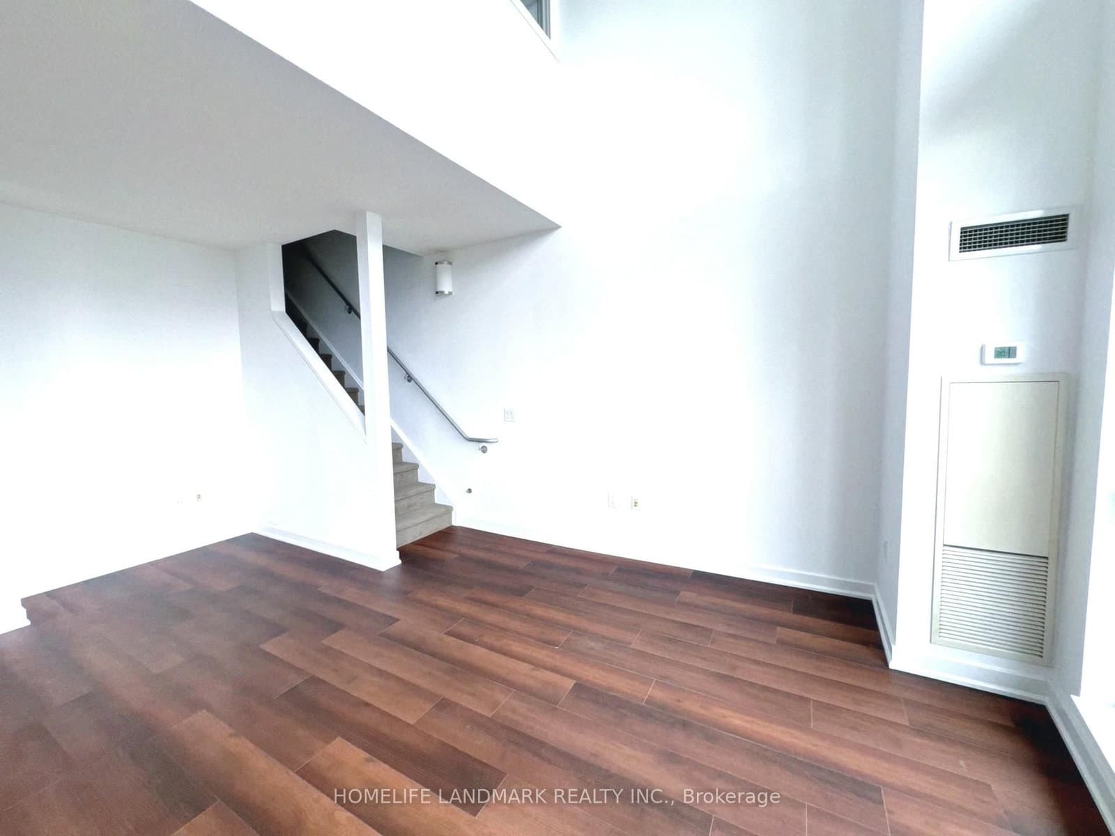 8 Telegram Mews, Unit 833 thumbnail 14