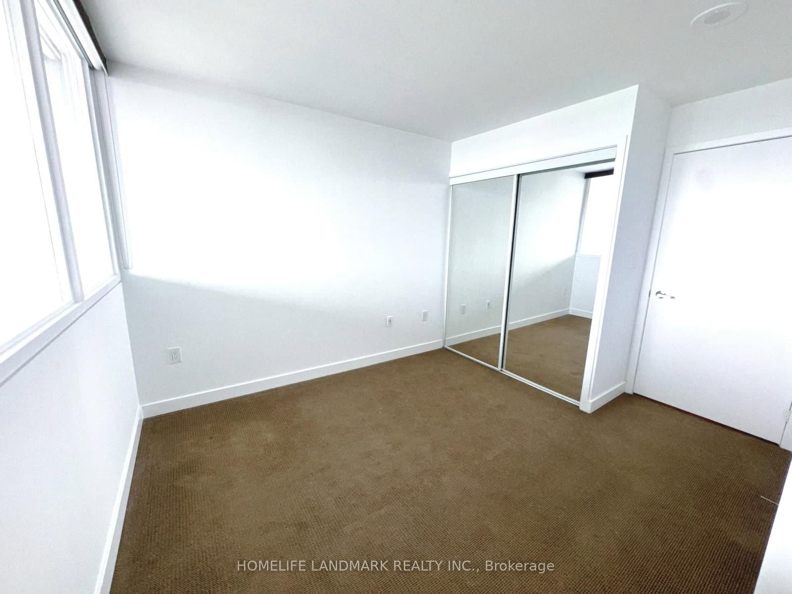 8 Telegram Mews, Unit 833 thumbnail 20