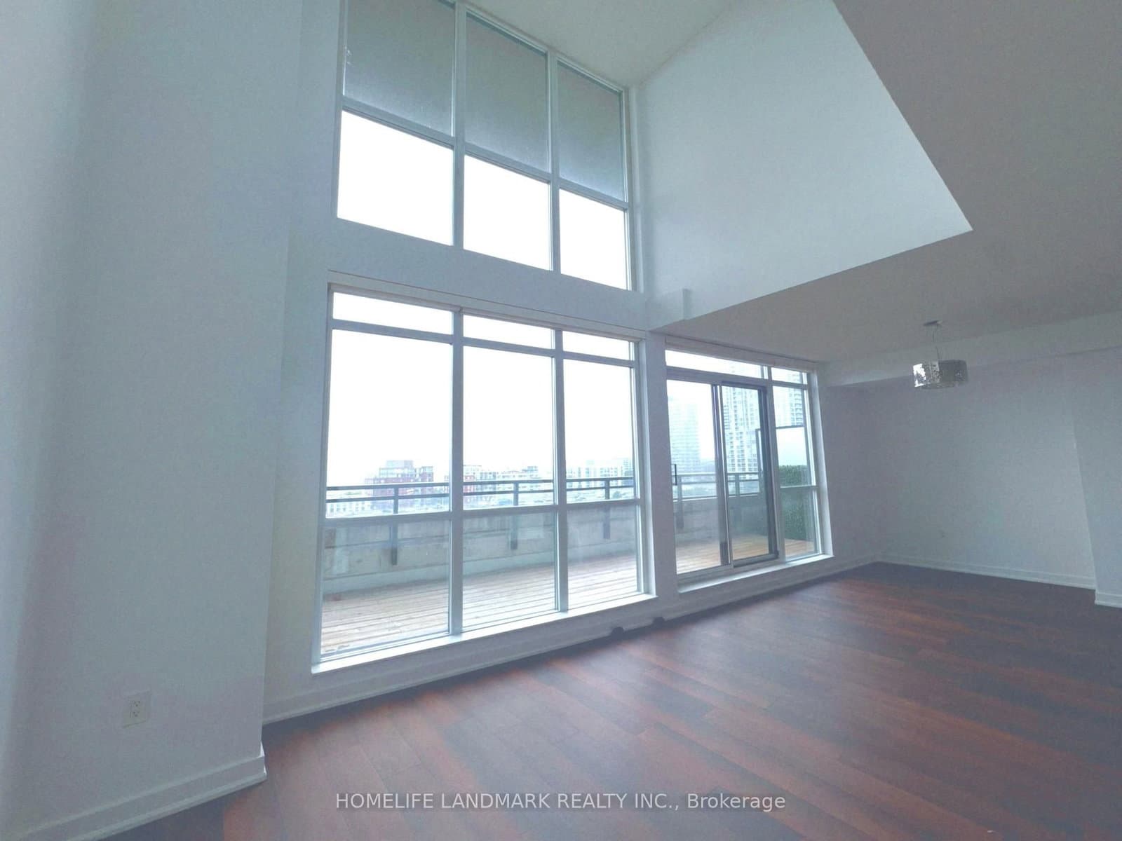8 Telegram Mews, Unit 833 thumbnail 9