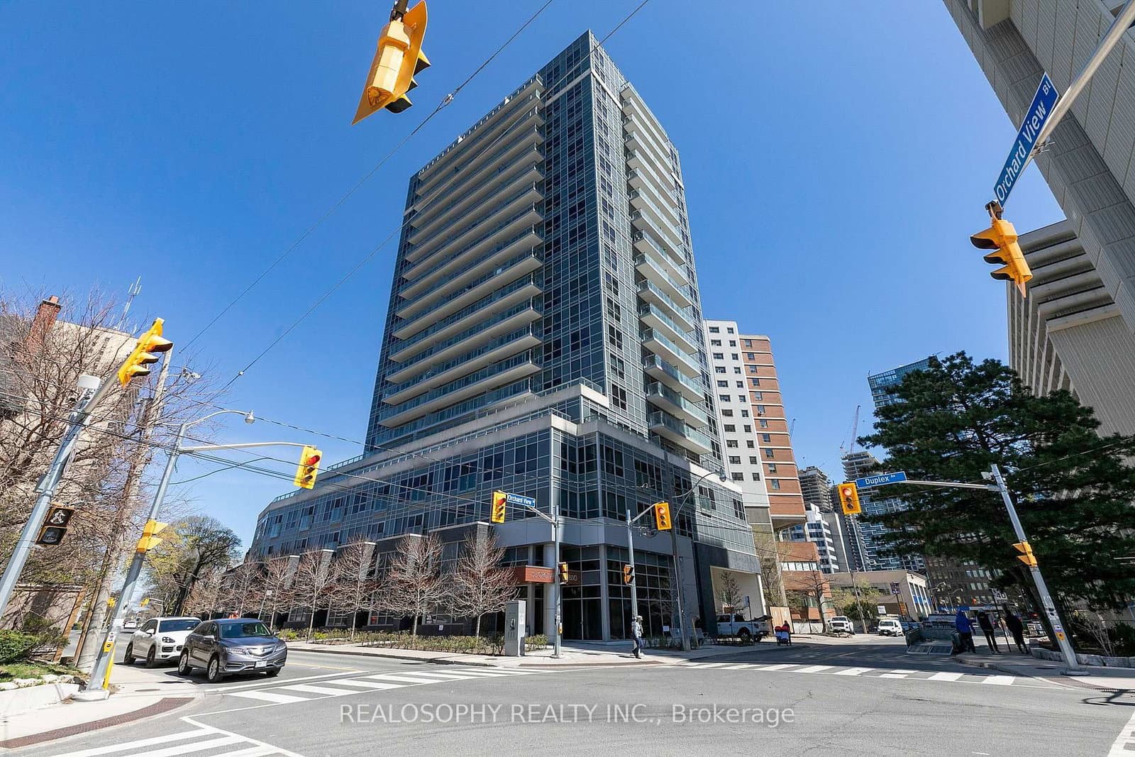 #506 - 58 Orchard View Boulevard