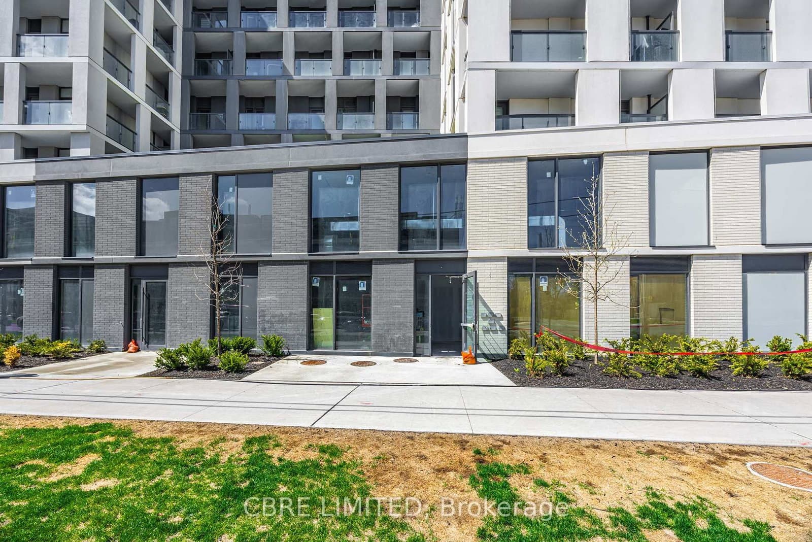 #32 - 500 Wilson Avenue