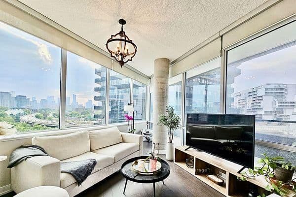 #N505 - 120 Bayview Avenue