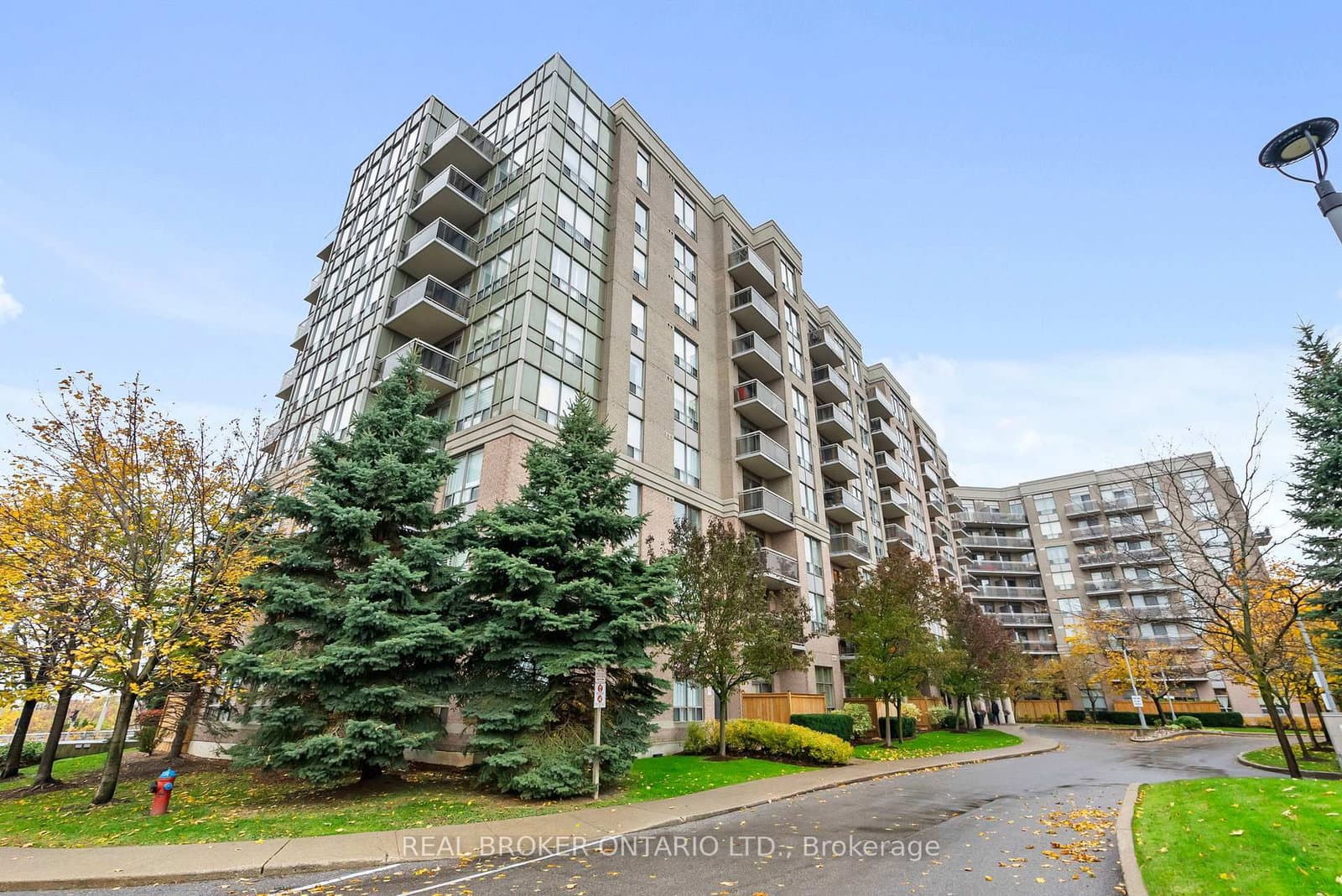 #601 - 1720 Eglinton Avenue E